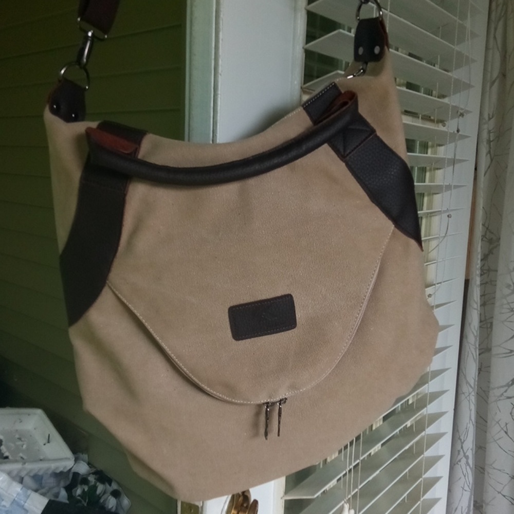 Outlander canvas satchel Tan